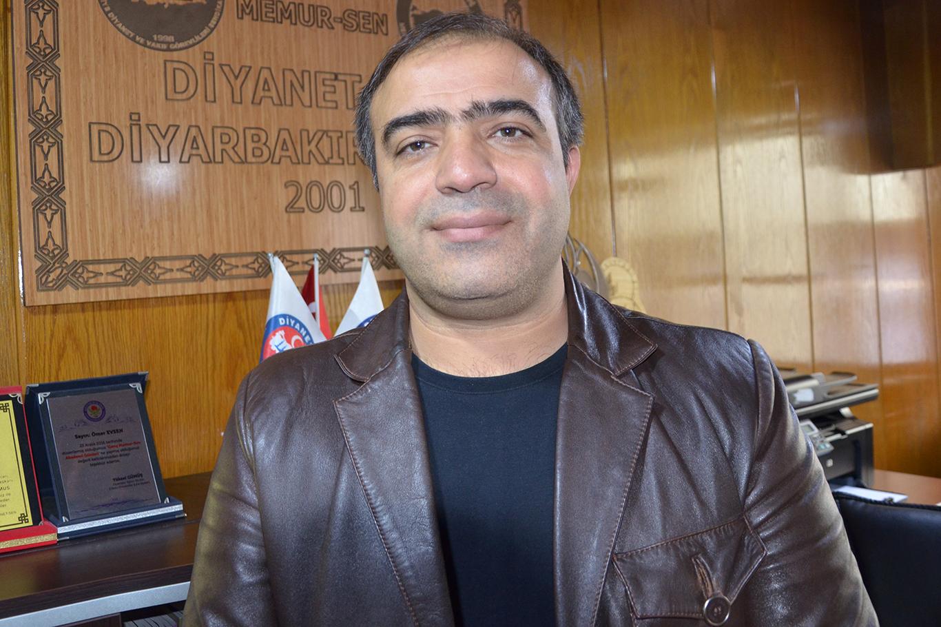 Diyarbakır Diyanet-Sen Şube Başkanı Evsen: "Başörtüsü anayasal güvence altına alınmalı"